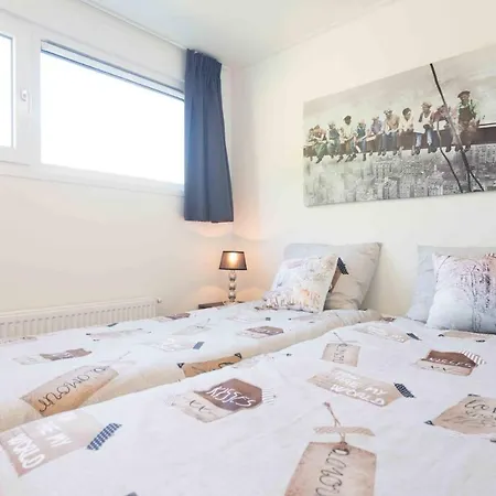 Resort Vb Deluxe Wellness 4 Personen Schin op Geul